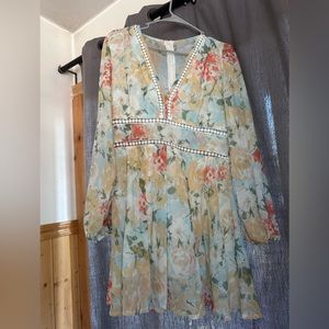 Floral puff sleeve dress size large